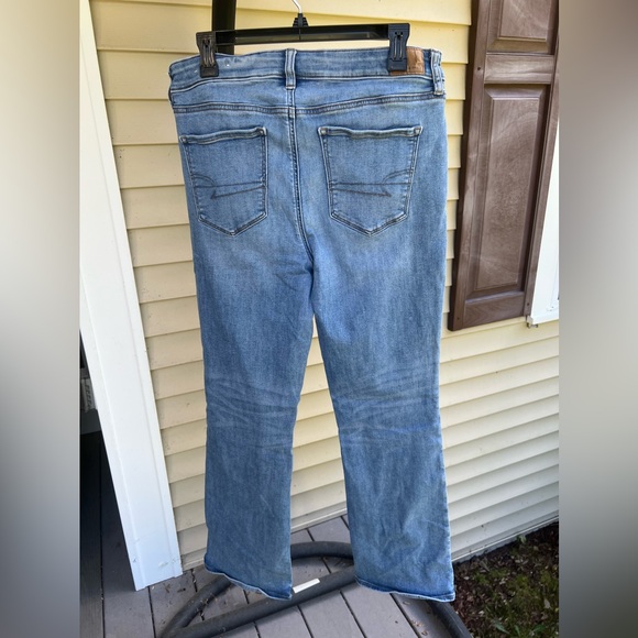 American Eagle Outfitters High Rise Blue Jeans - Picture 6 of 6